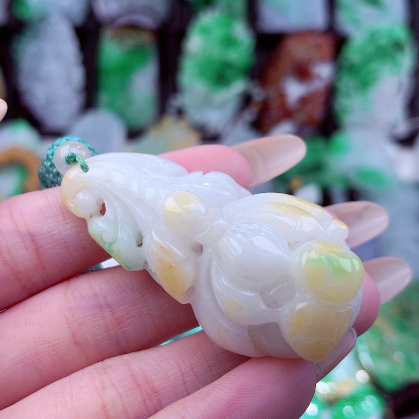 【闪购商品】翡翠颈饰未镶嵌天然