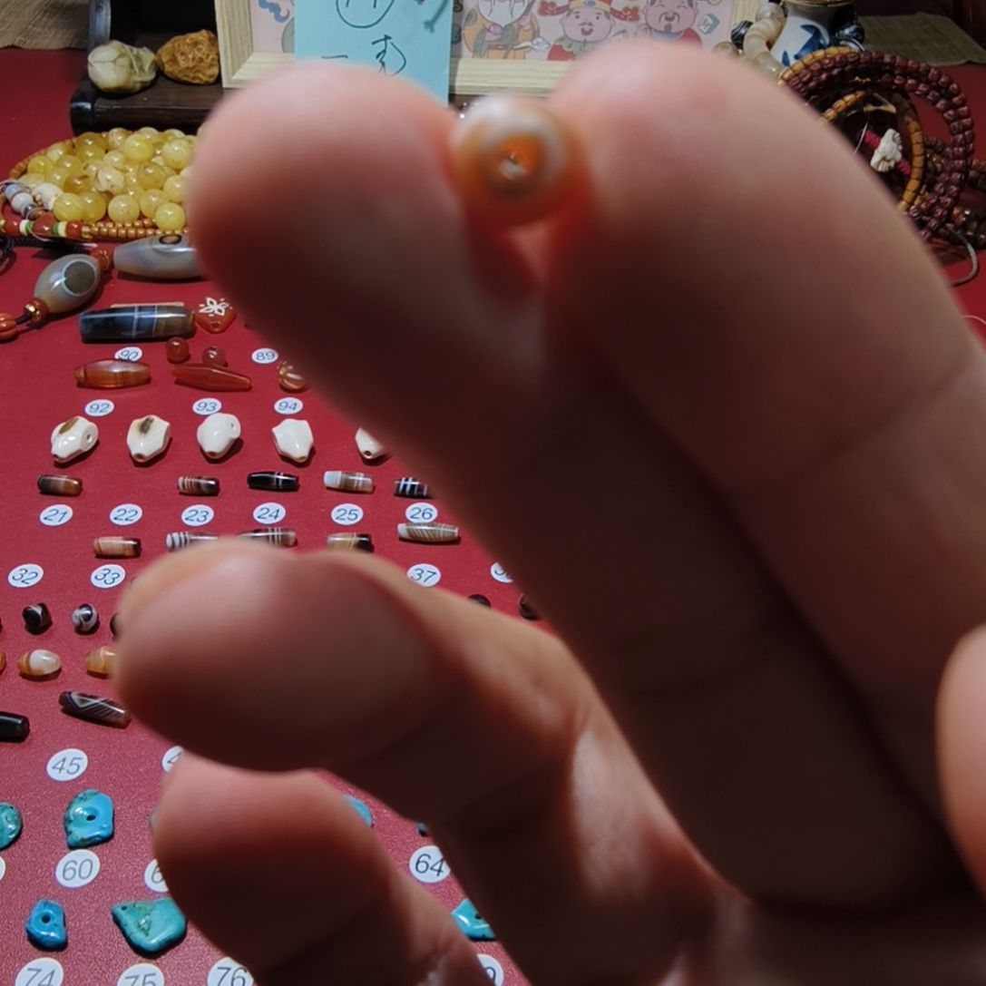 玛瑙/玉髓未镶嵌珠子天然原矿玛瑙