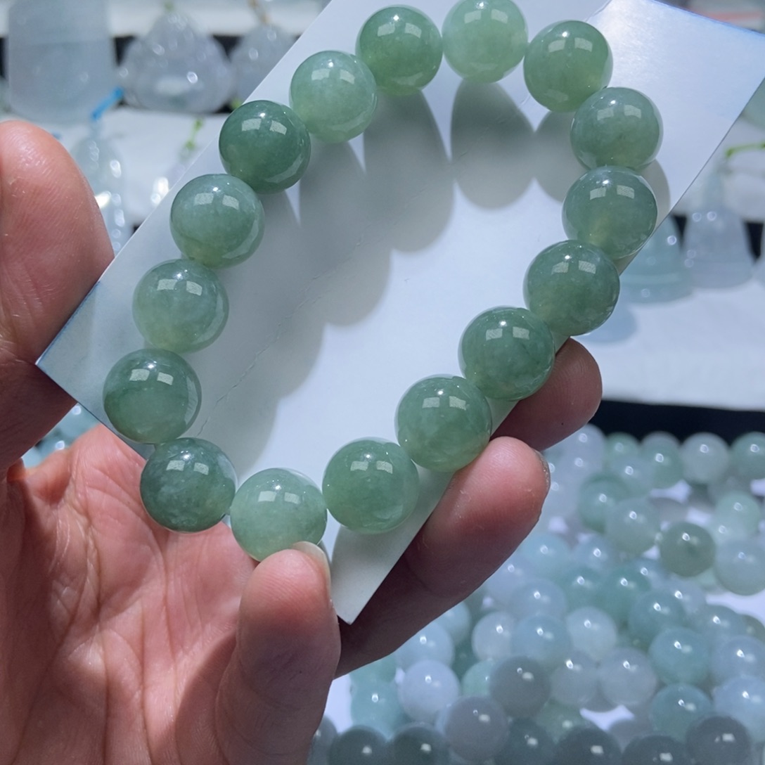 定制翡翠未镶嵌卡12.5