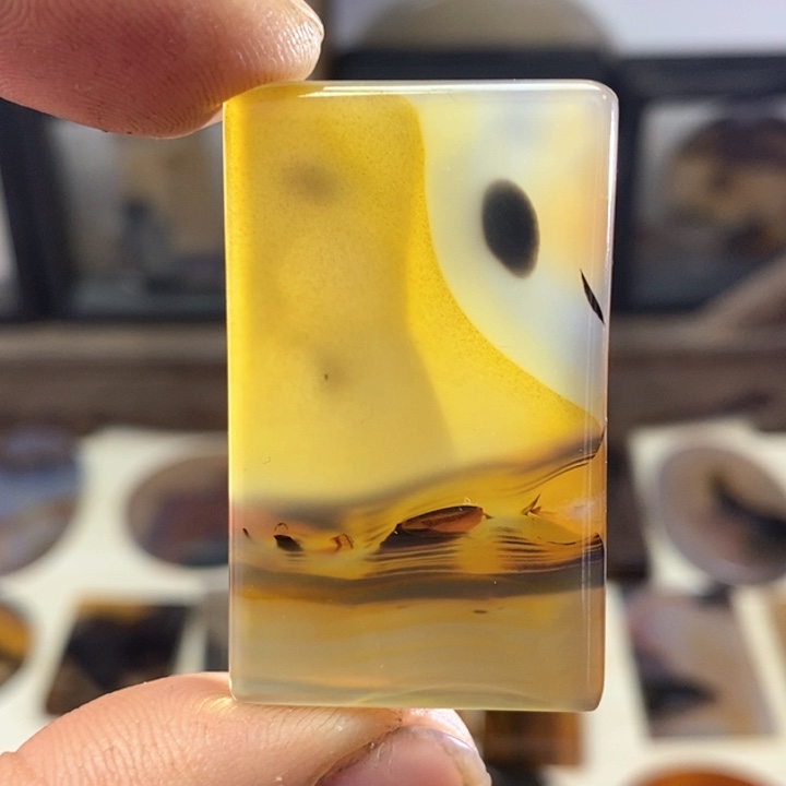 玛瑙/玉髓颈饰未镶嵌