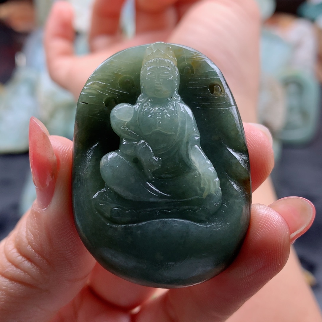 定制翡翠未镶嵌翡翠