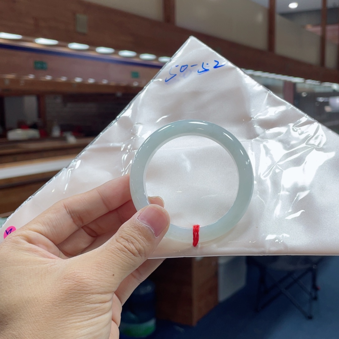 未镶嵌手镯翡翠翡翠