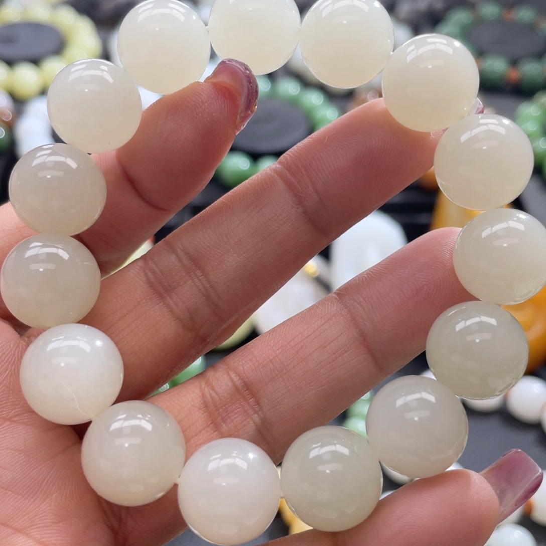 和田玉手串未镶嵌