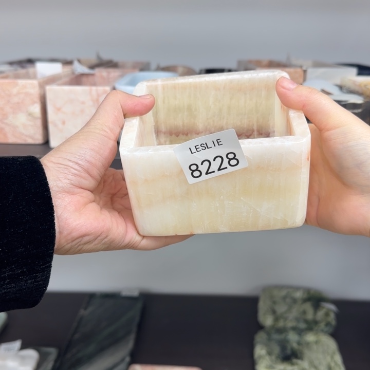 L8228。。。。。。福利