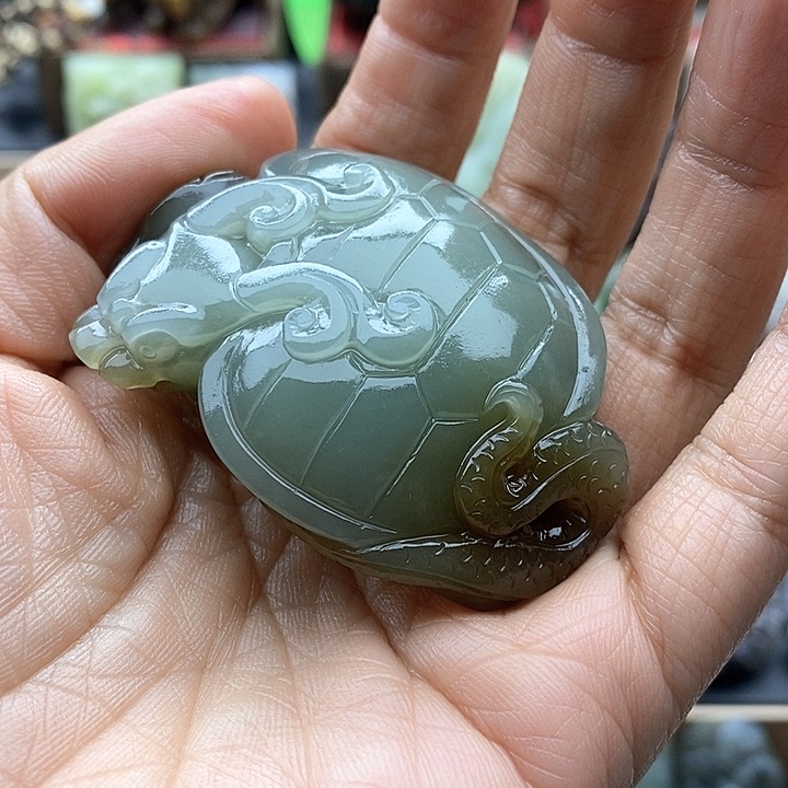 颈饰未镶嵌和田玉（糖玉）司**雪