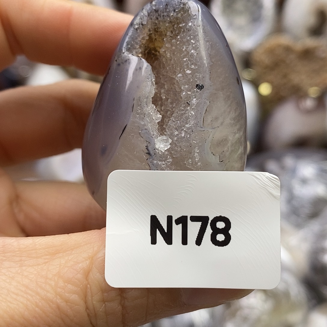 未镶嵌玛瑙/玉髓珠宝奇石