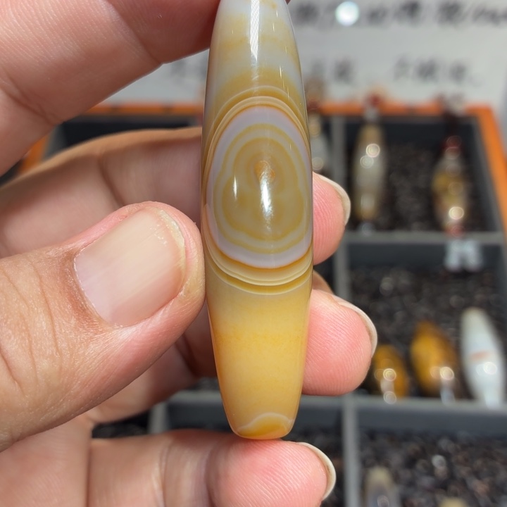 宗***施玛瑙/玉髓散珠_HEIMORI 天然天珠