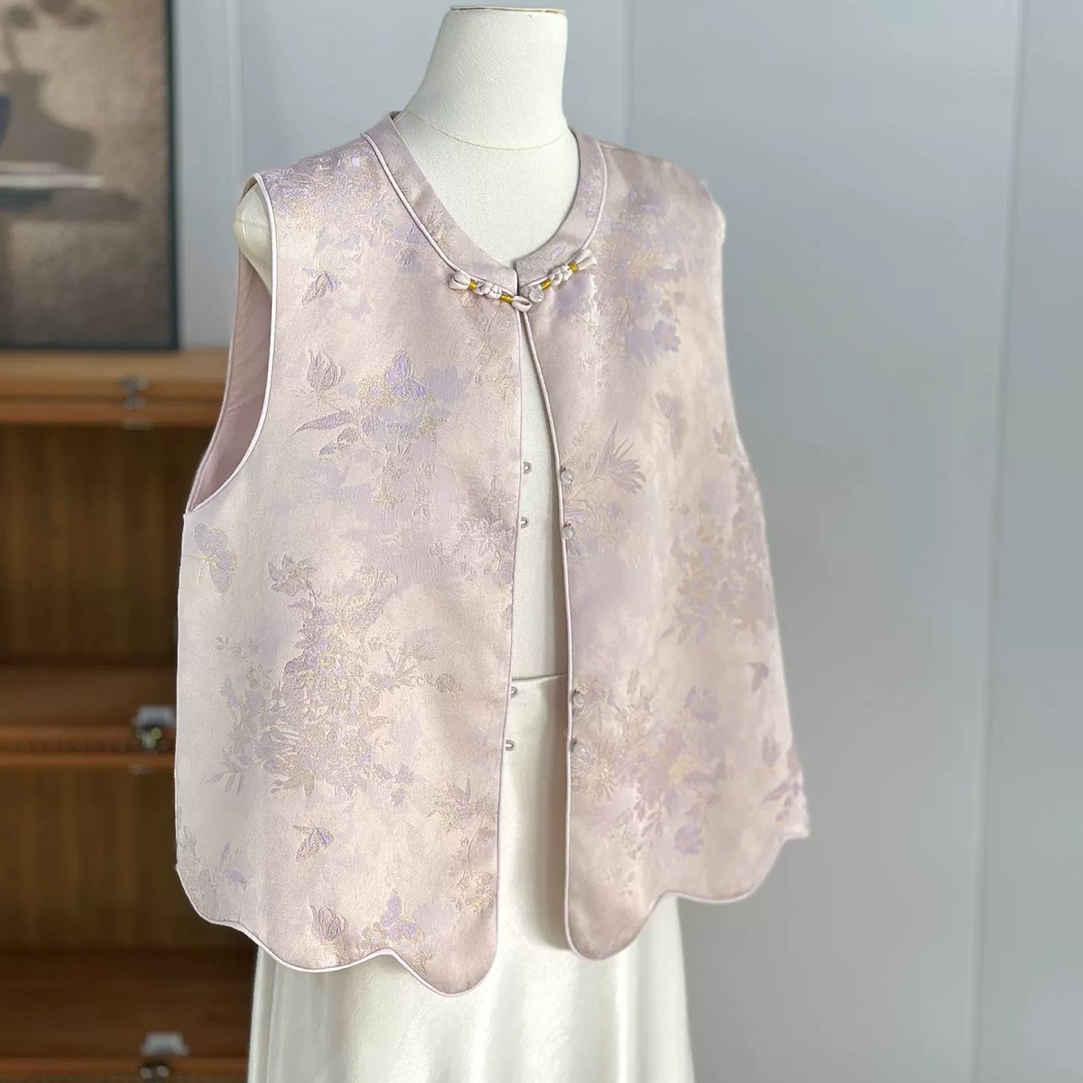 新中式国风提花盘扣马甲女2025春秋时尚高端复古唐装坎肩马夹背心