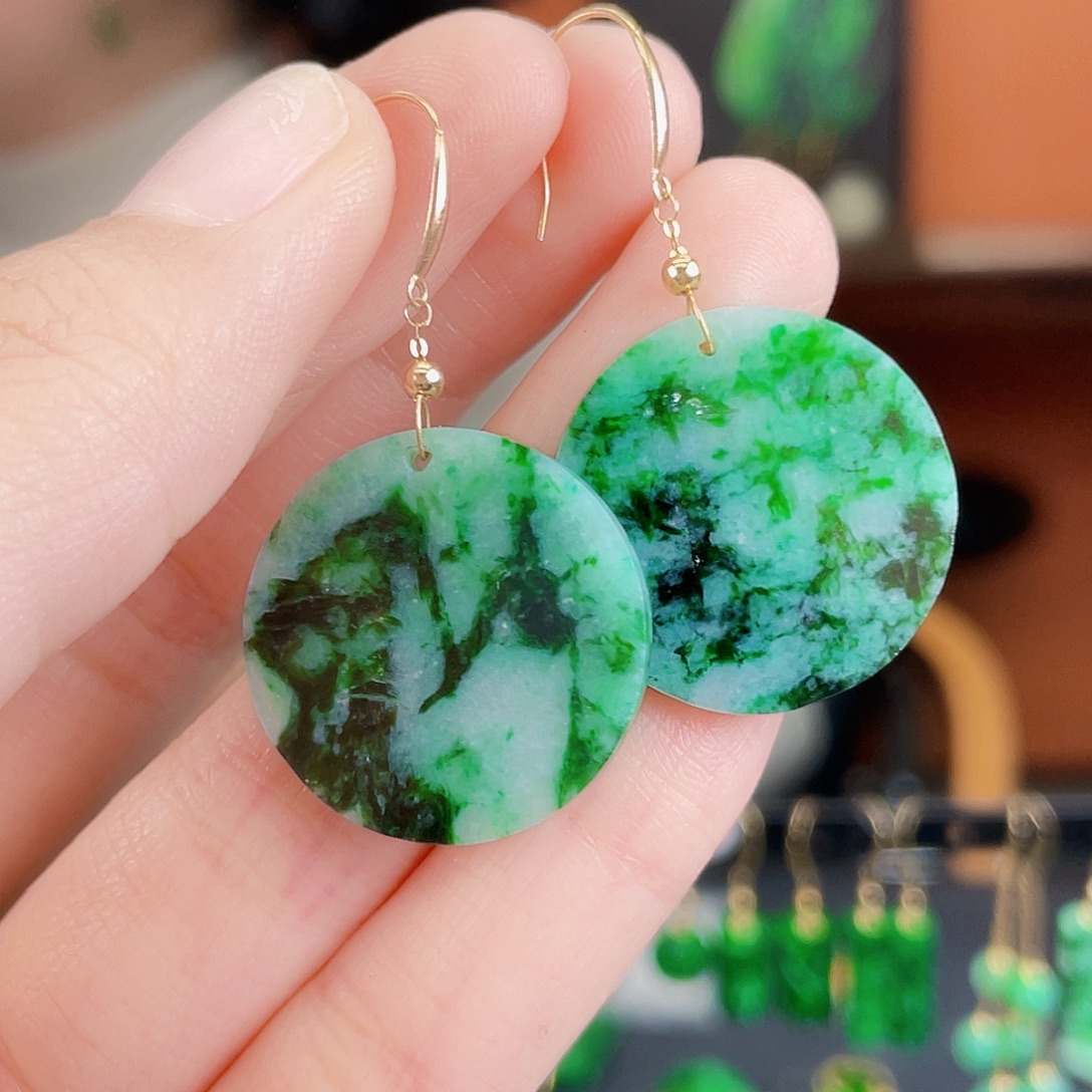 翡翠18K金镶嵌耳饰