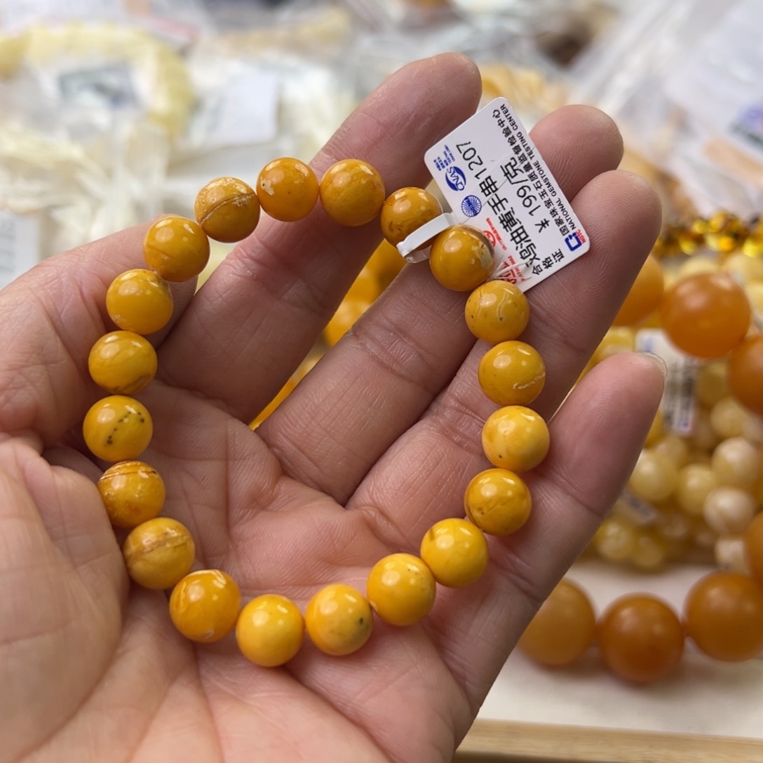 琥珀珠宝奇石未镶嵌