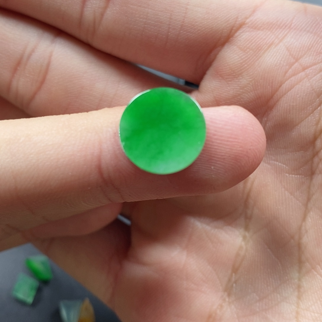 翡翠挂件未镶嵌翡翠珠宝翡翠珠宝