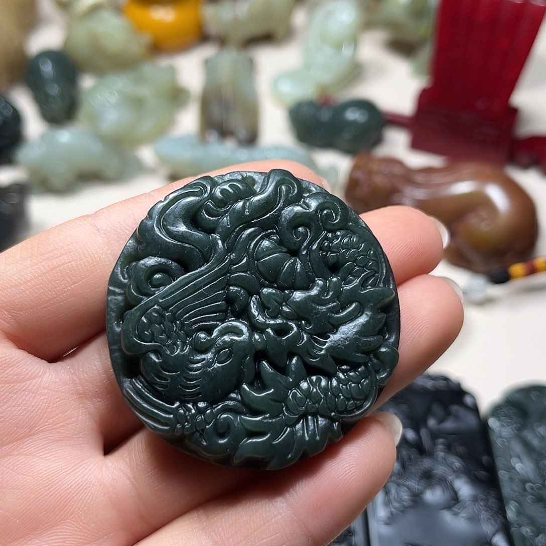 白玉菩提吊坠白玉菩提吊坠