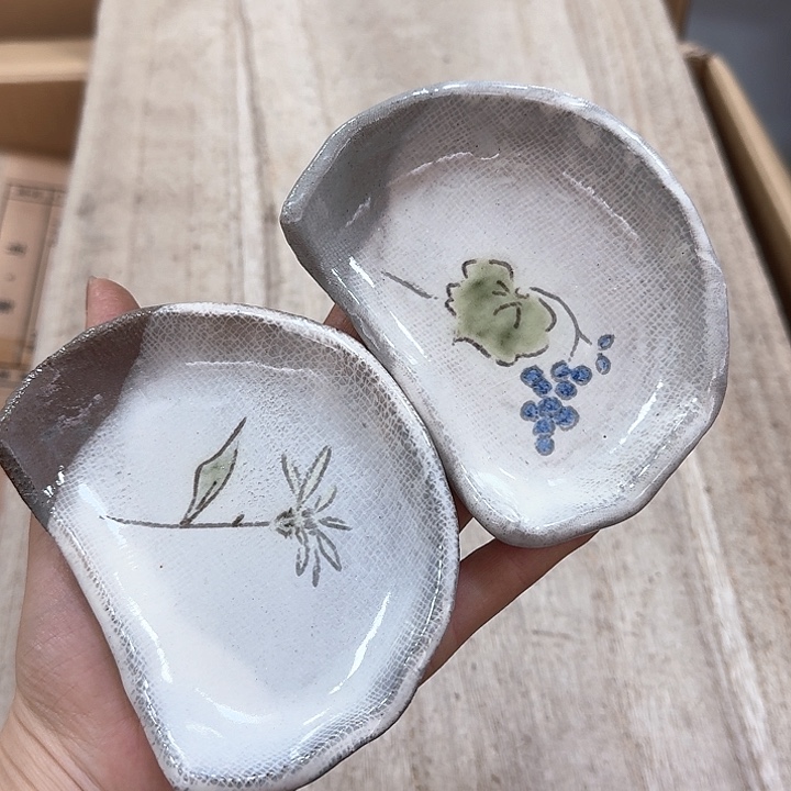 瓷片噗哈哈哈哈哈哈哈哈哈哈