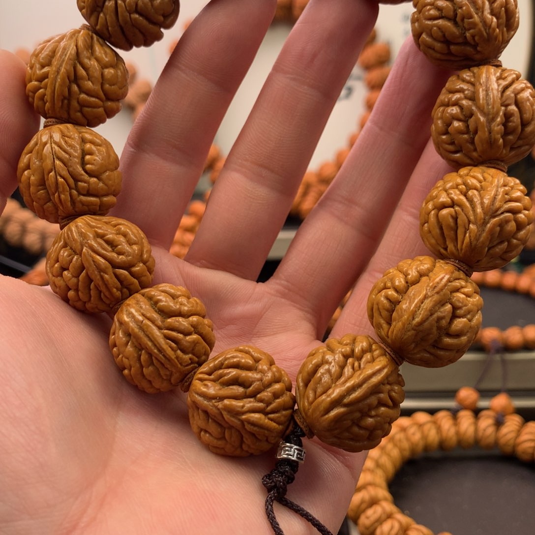 【闪购商品】桃核手串22霸王龙手串