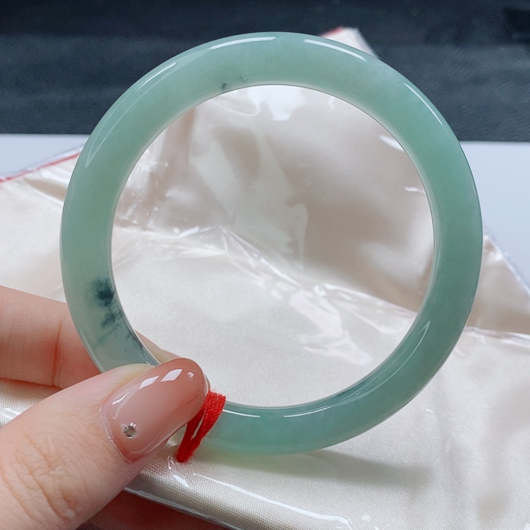 【闪购商品】未镶嵌手镯（圆镯）翡翠463号