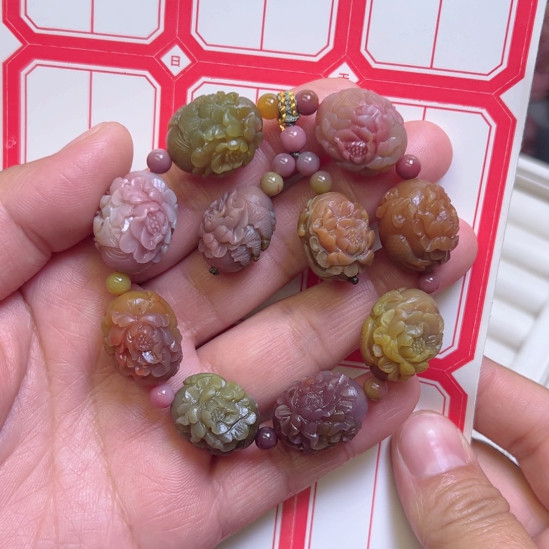 玛瑙/玉髓手串未镶嵌W***Y