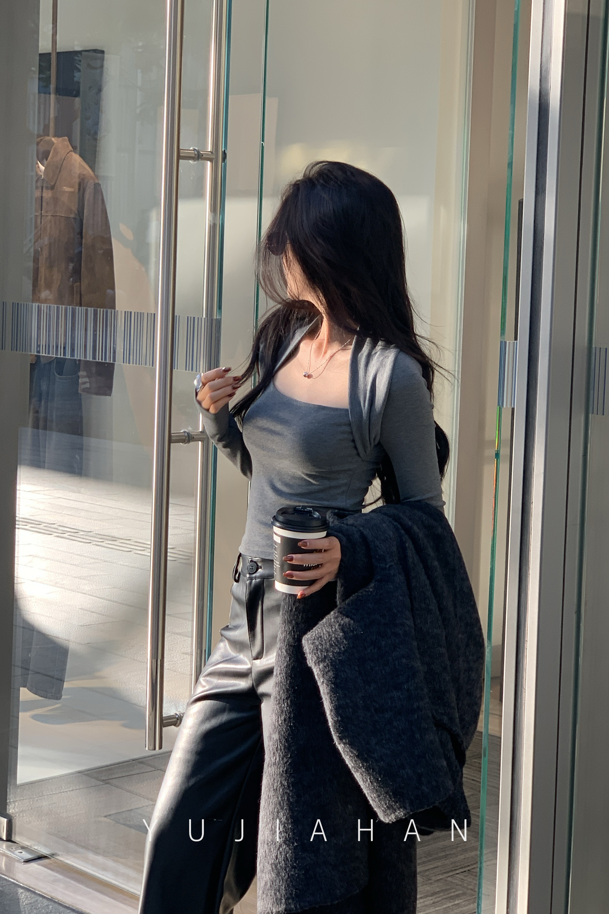 YUJIAHAN「白女高智」加厚磨毛坎肩假两件修身上衣冬季上衣百搭女