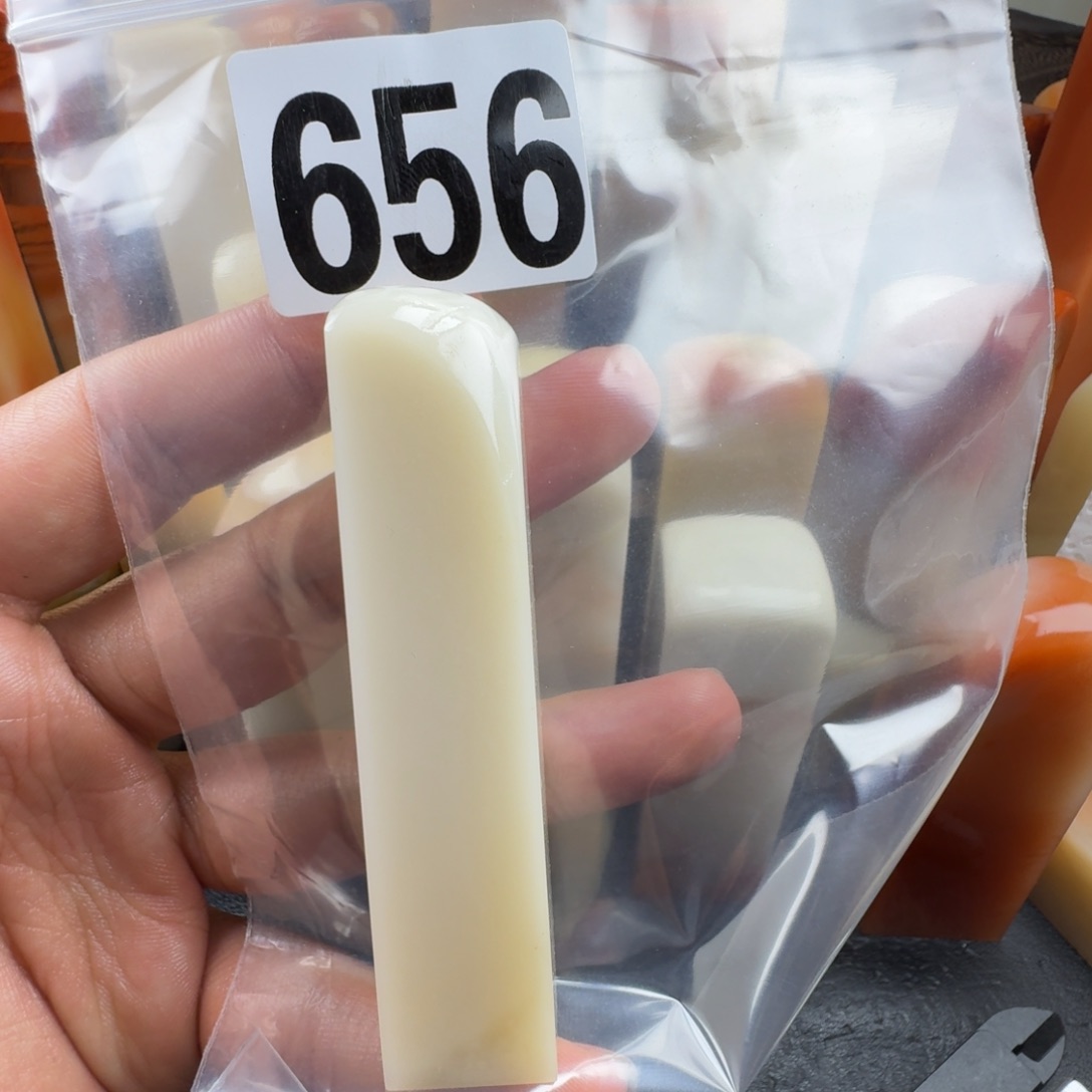 李***易老挝石gjbnhjjjjj