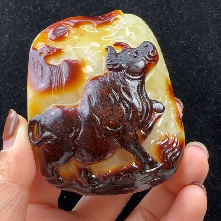 蜜蜡珠宝奇石未镶嵌