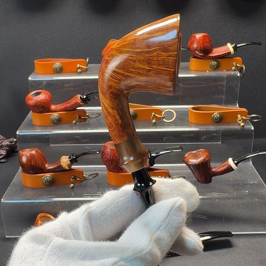 卢****石楠木奶妈的手工石楠木烟斗