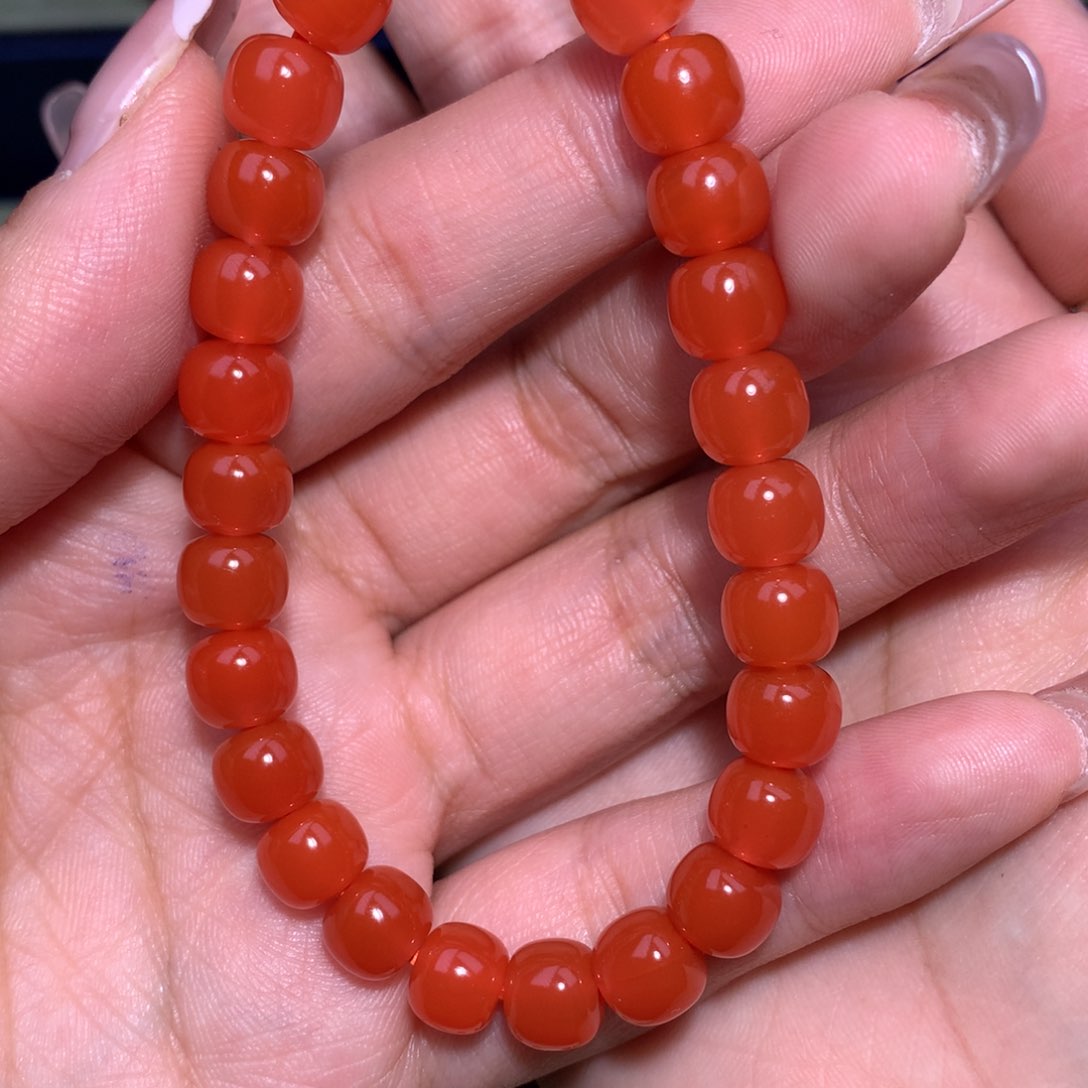 南红玛瑙保山柿子老型单圈未镶嵌我****尘8×7