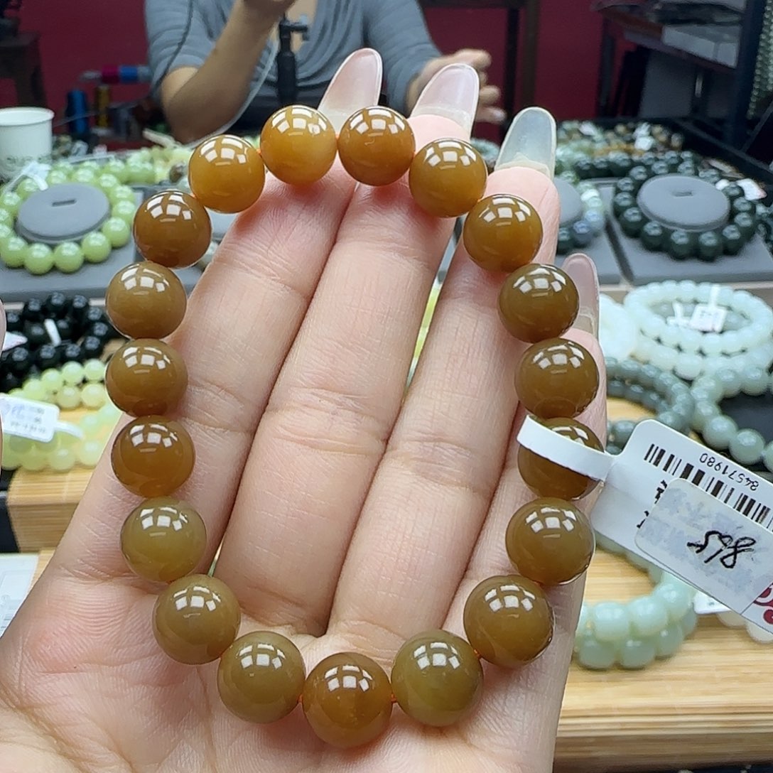 和田玉未镶嵌手串