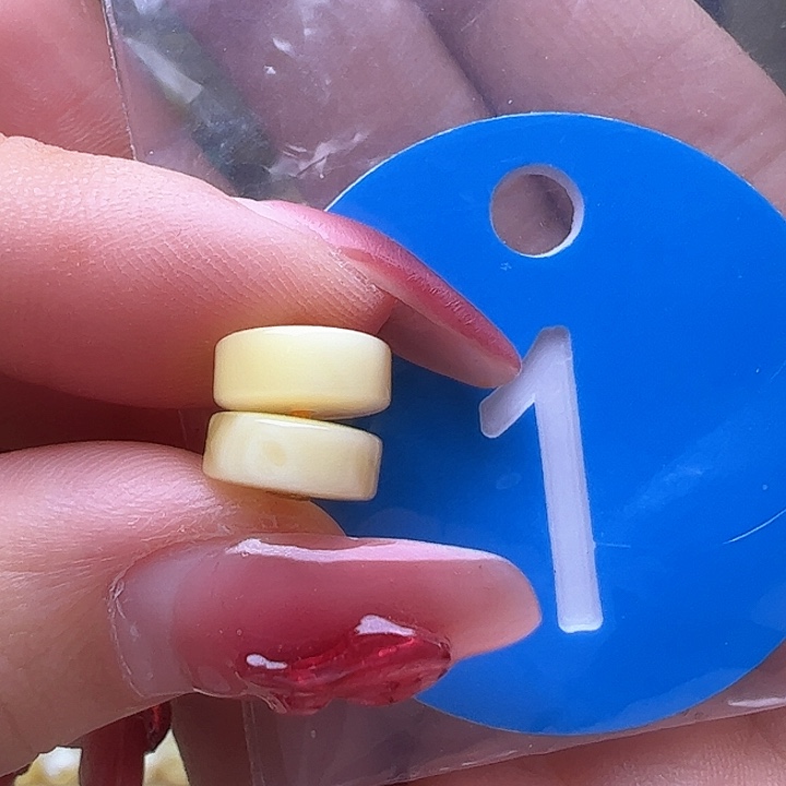 蜜蜡裸石未镶嵌8mm 精工隔片