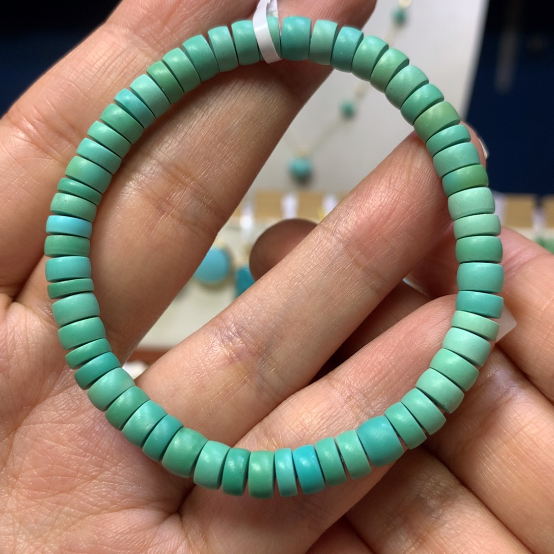 绿松石未镶嵌手串