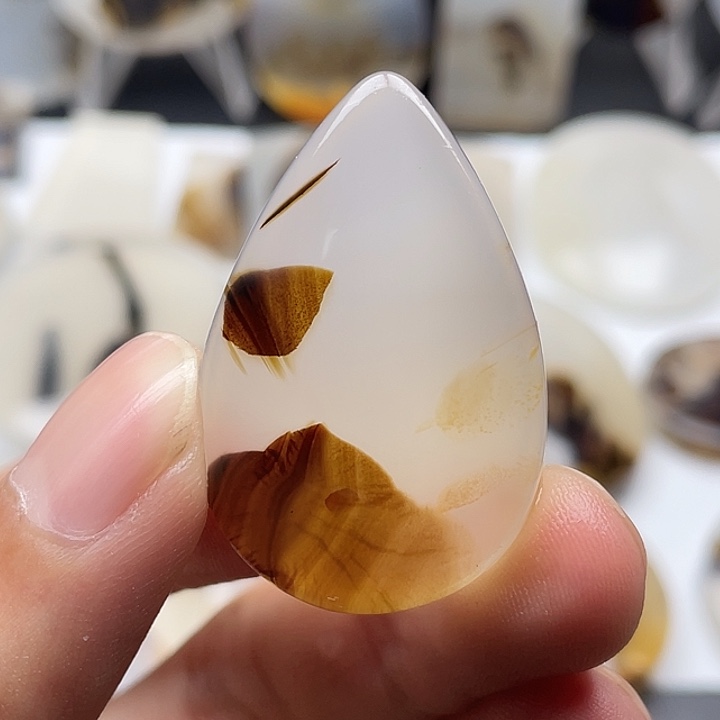 玛瑙/玉髓未镶嵌颈饰