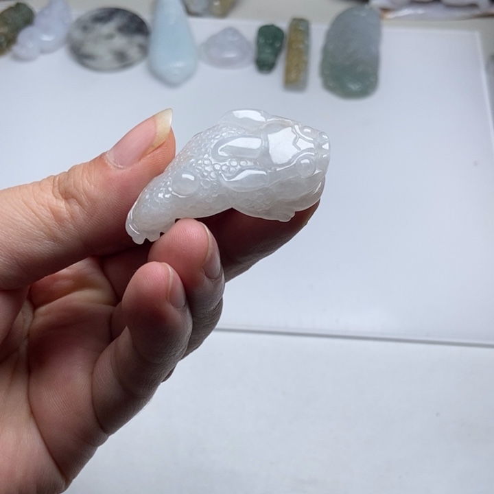 翡翠未镶嵌颈饰金蟾13