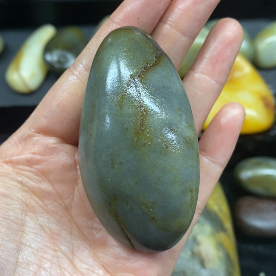 未镶嵌和田玉挂件