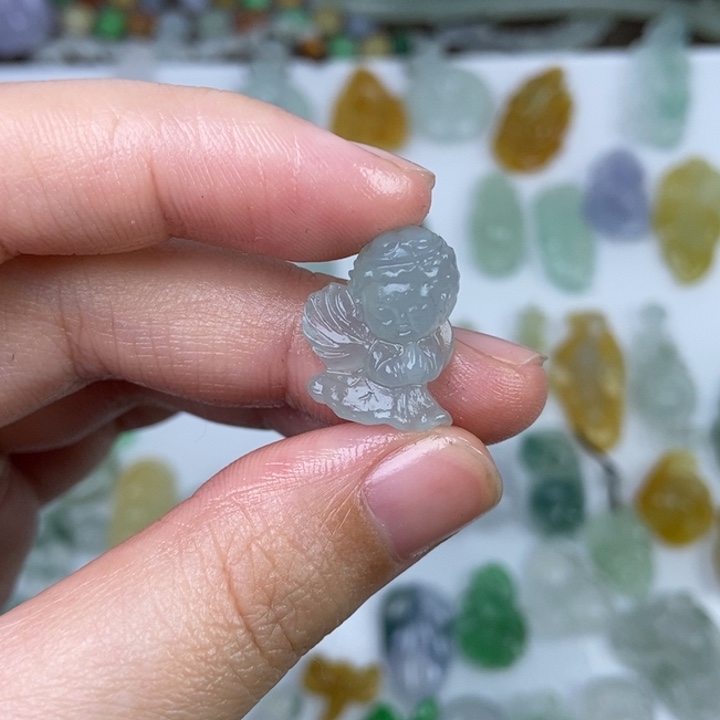 定制翡翠未镶嵌仙子