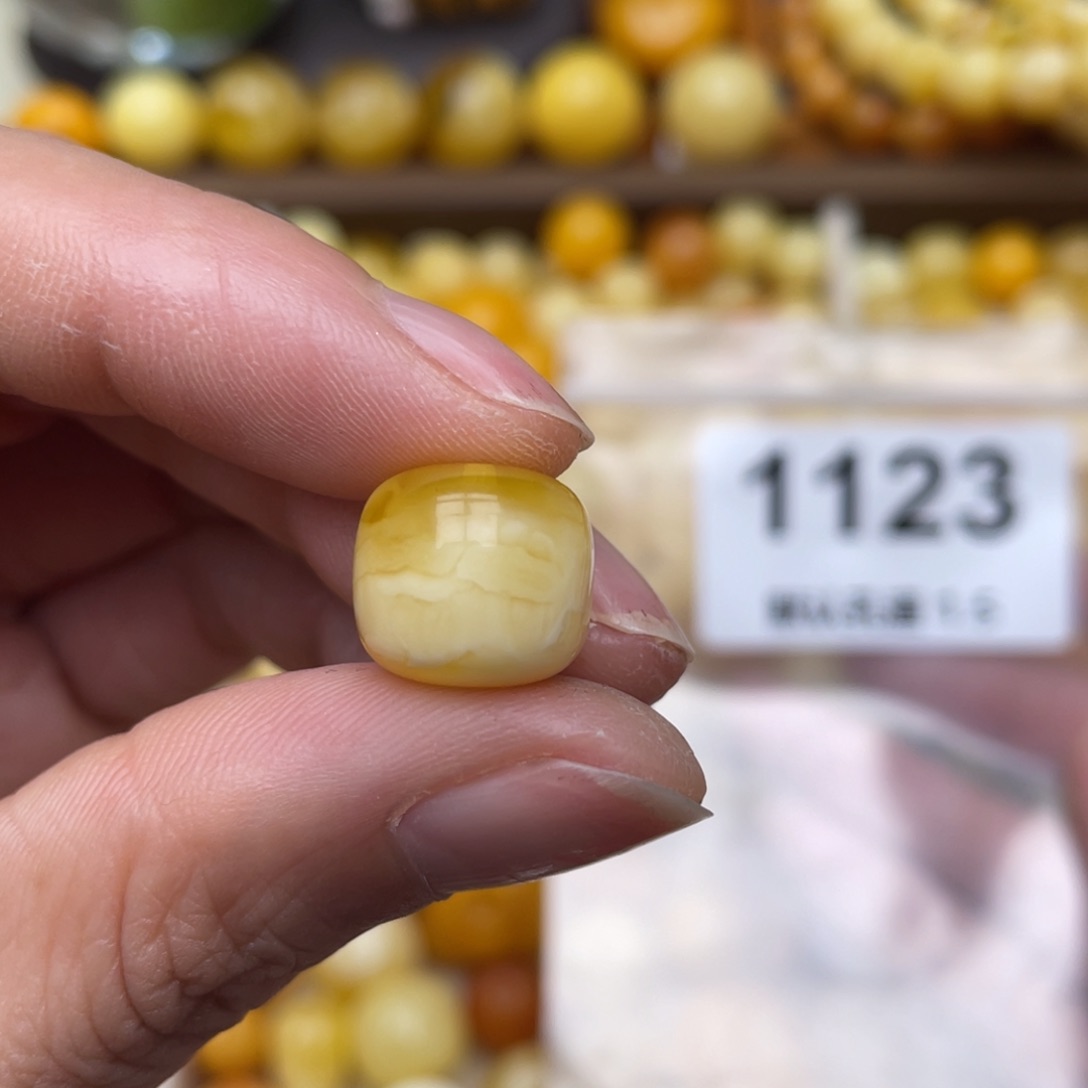 蜜蜡珠宝奇石未镶嵌12.8