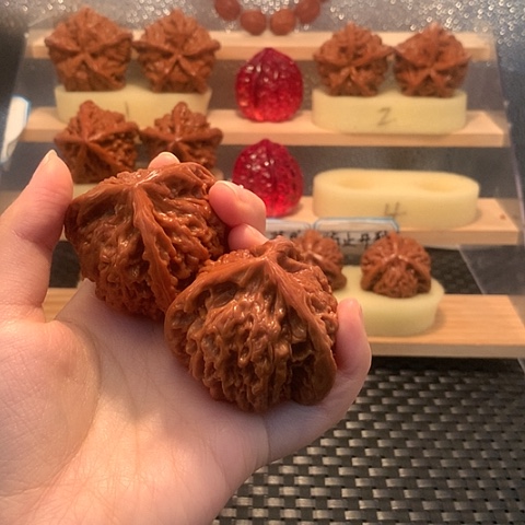 吊坠猴头核桃微*。官帽