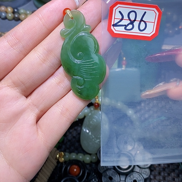 和田玉和田玉边角料随机发未镶嵌