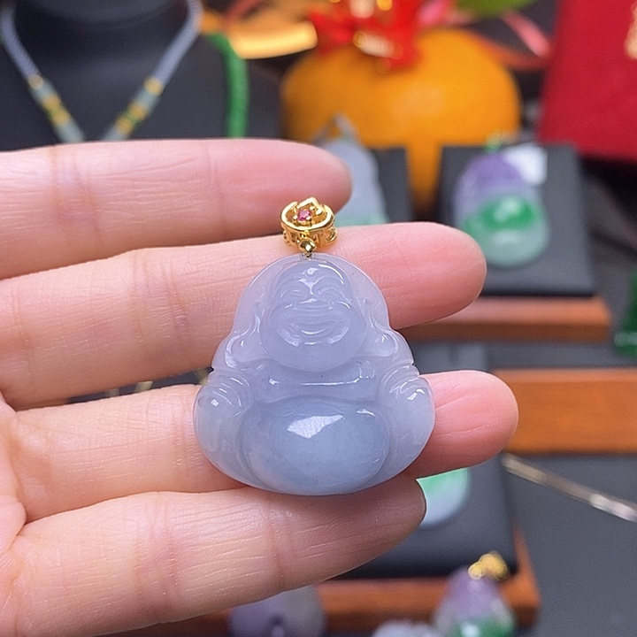 翡翠颈饰未镶嵌佛