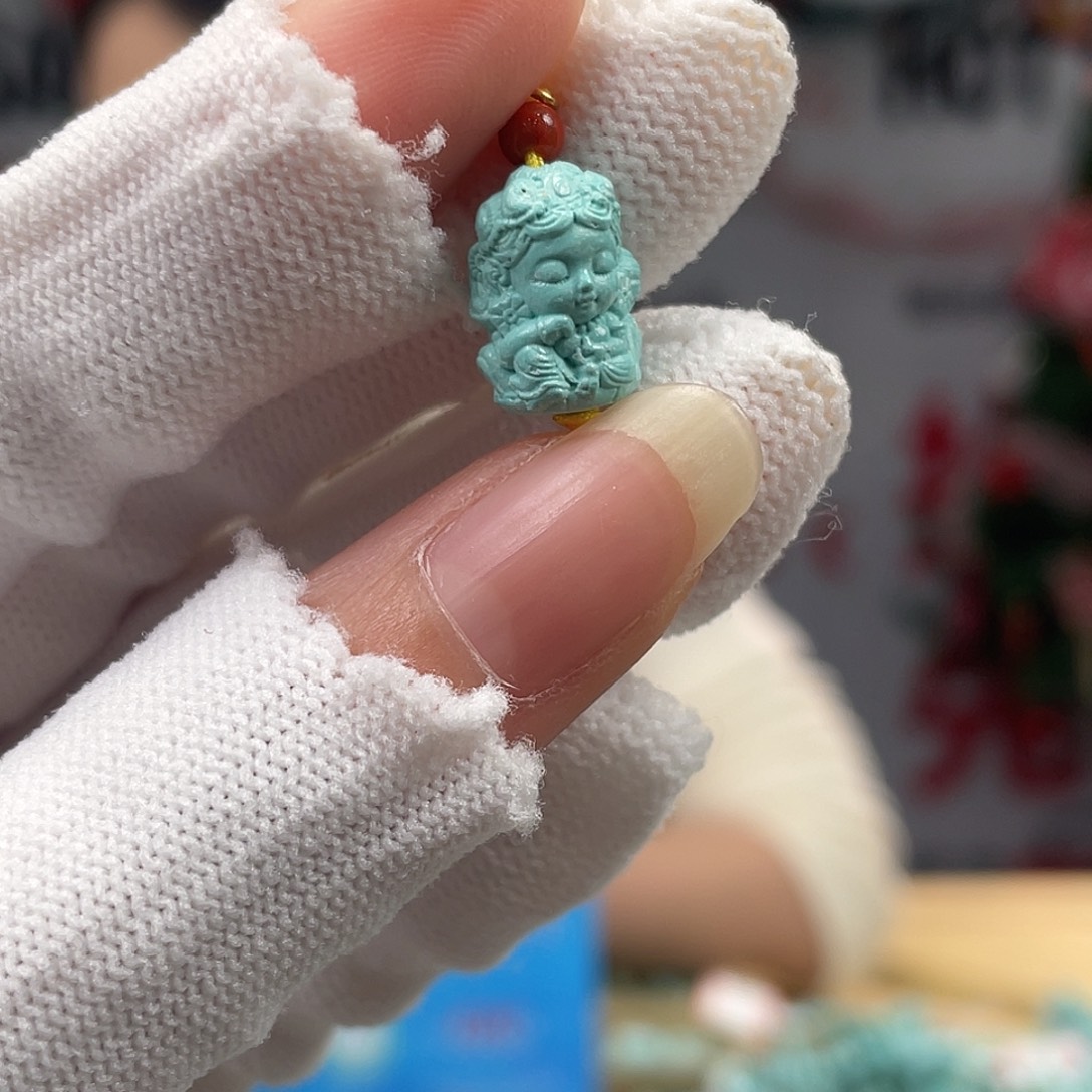 绿松石未镶嵌挂件