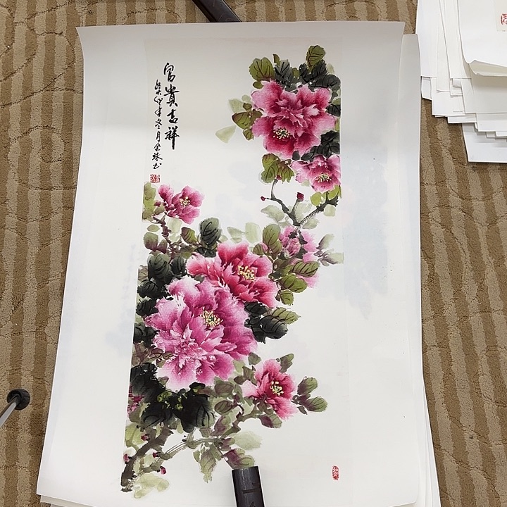 国画花鸟等多种鸟类的栖息