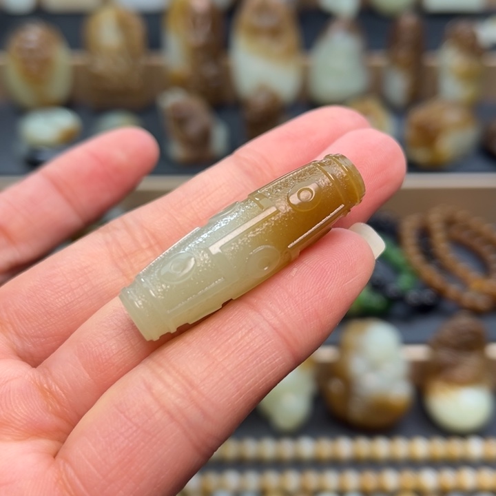 未镶嵌和田玉手链