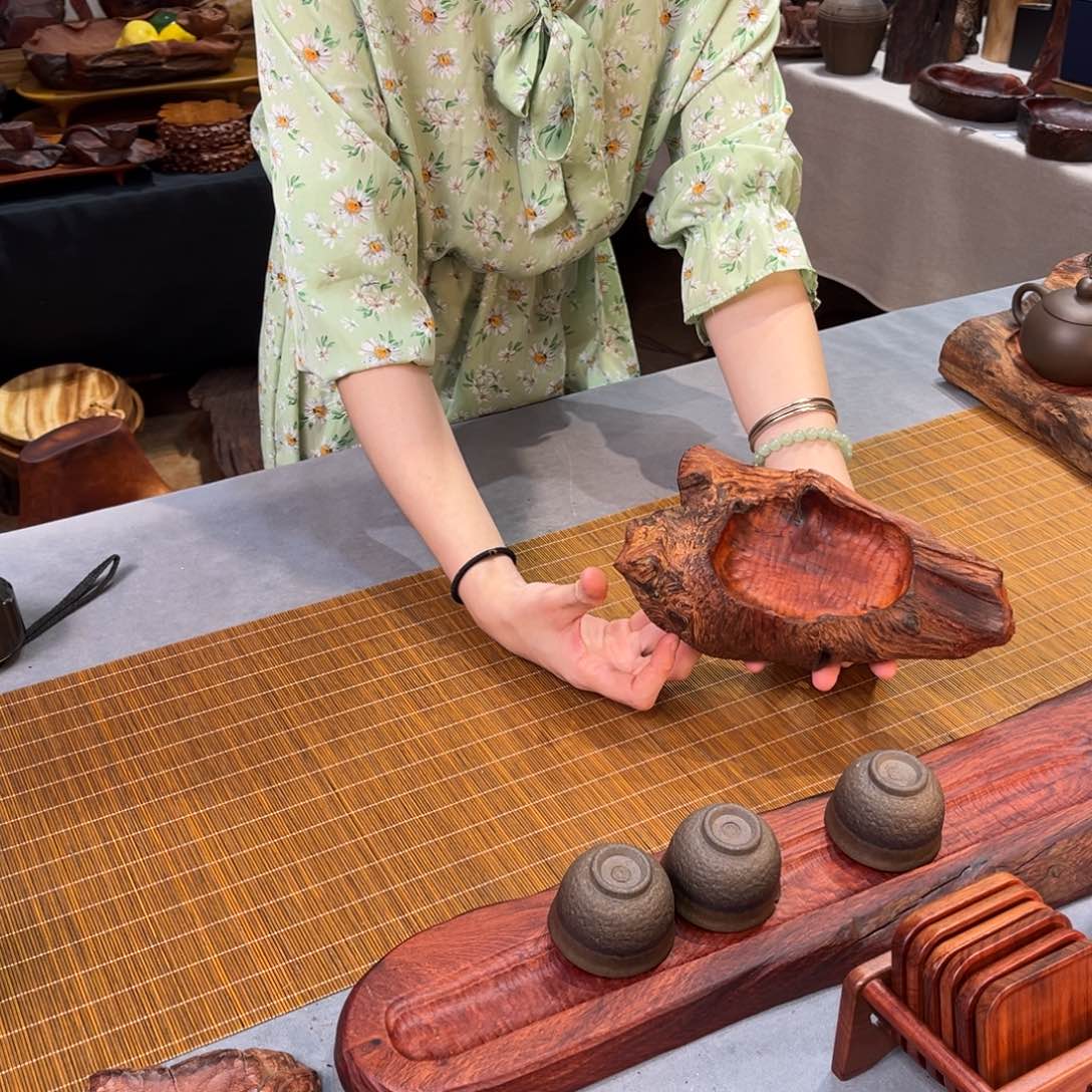 缅甸花梨木随形壶承