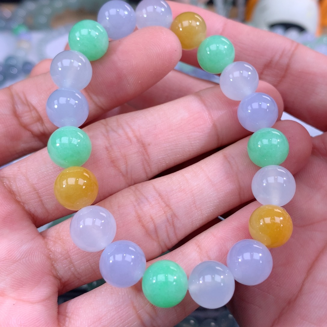 翡翠手链未镶嵌翡翠