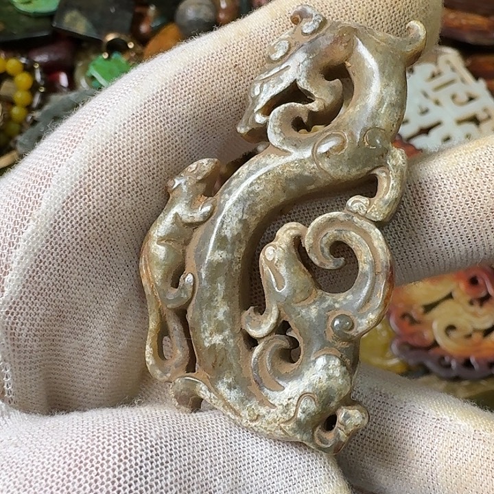 和田玉未镶嵌挂件