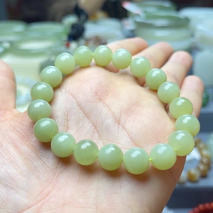 未镶嵌和田玉手链