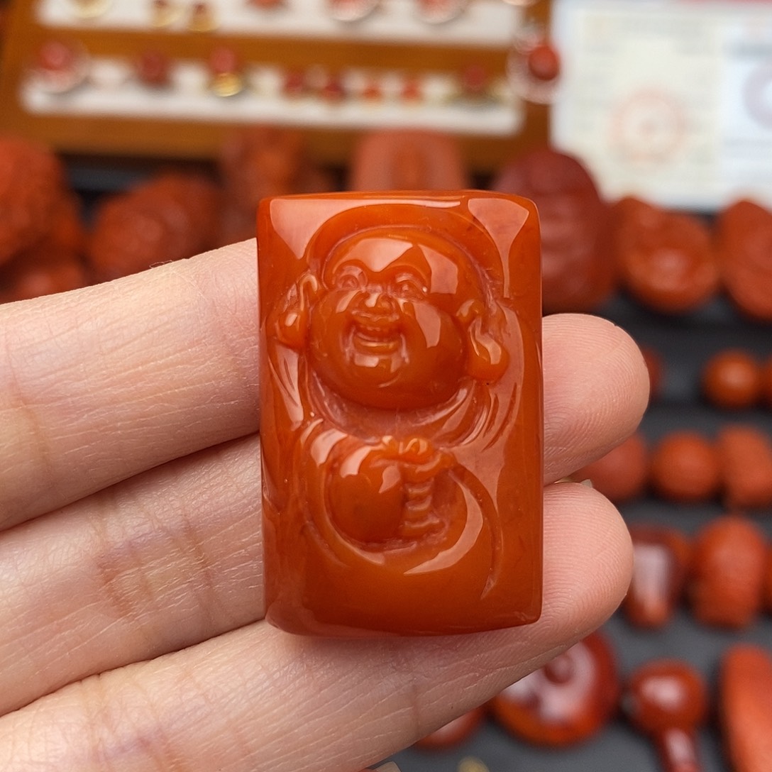 南红玛瑙四川凉山弥勒佛吊坠编绳未镶嵌