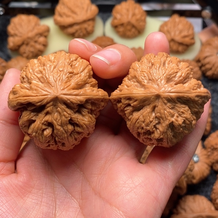 文玩核桃把件精品球筋42