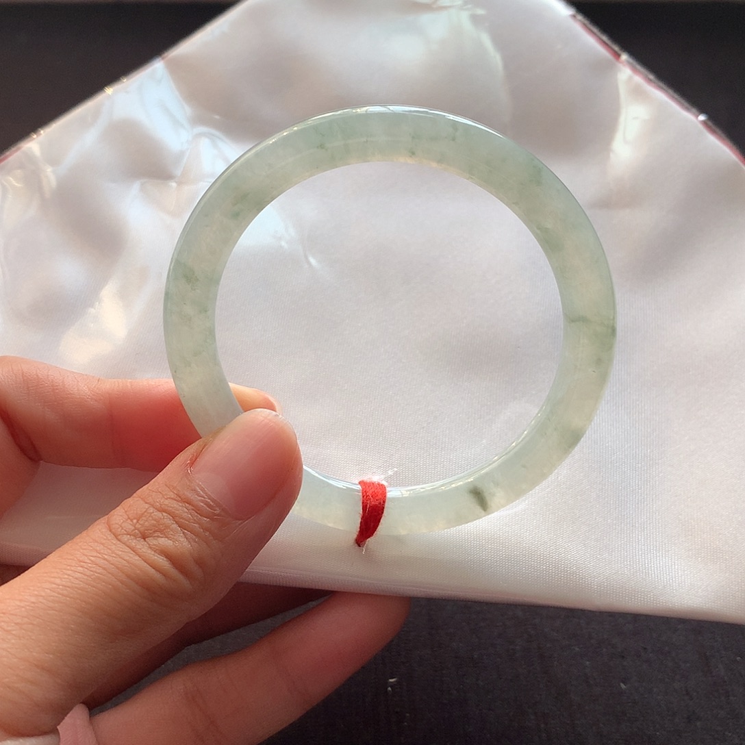 翡翠未镶嵌手镯50➕