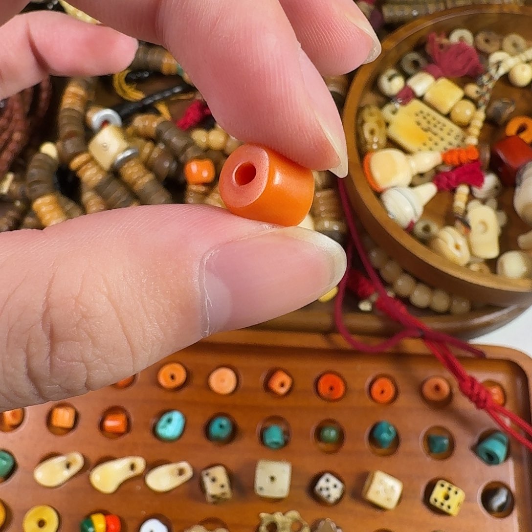 阿***峰柏香籽/百香籽吊坠