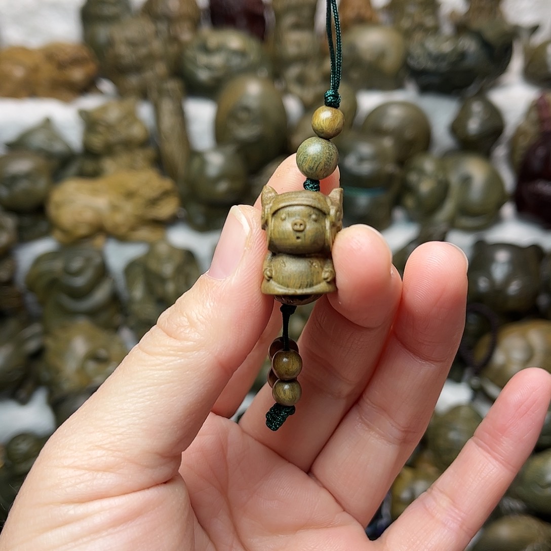 维腊木（绿檀）手机挂