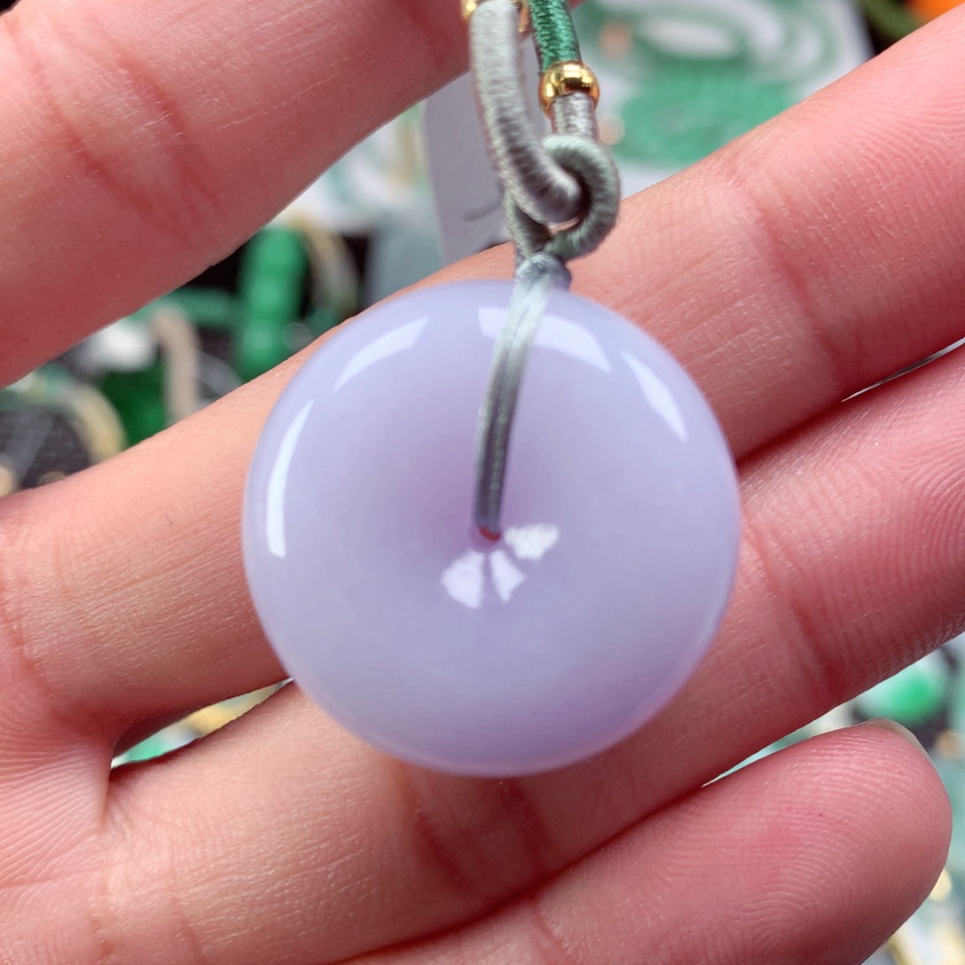 翡翠颈饰未镶嵌翡翠吊坠