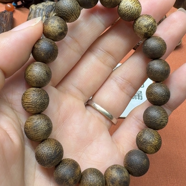 大叶紫檀（黑酸枝木类）